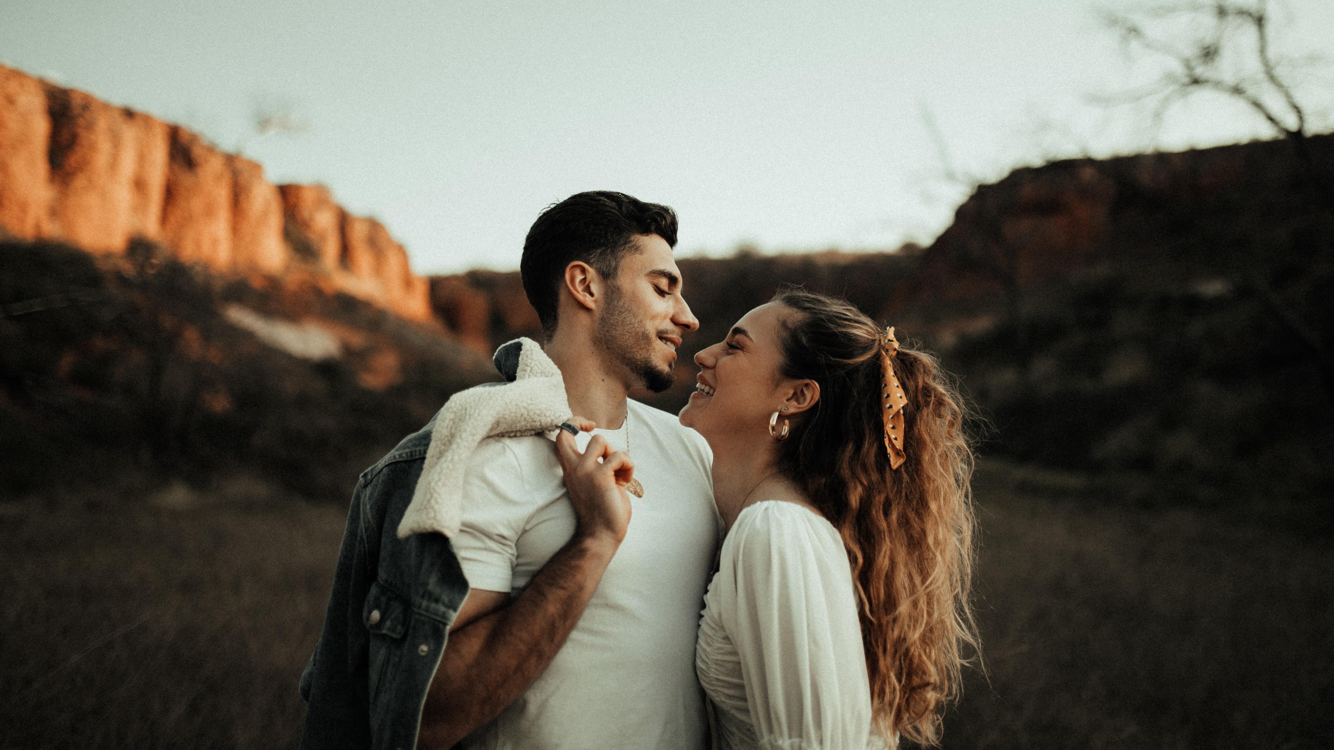 9 Qualities That Let You Know Your Sibling's Partner Is a Keeper