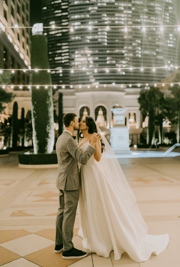 A Glamorous Wedding at Bellagio Resort & Casino