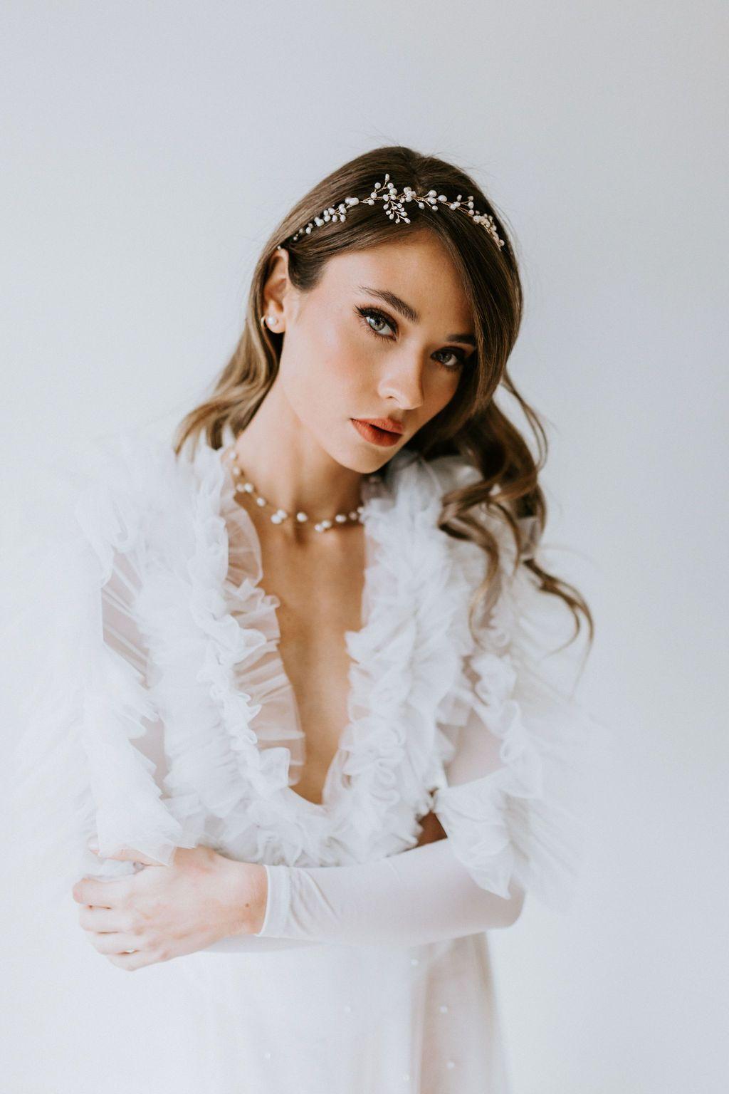 Elwood Headpiece