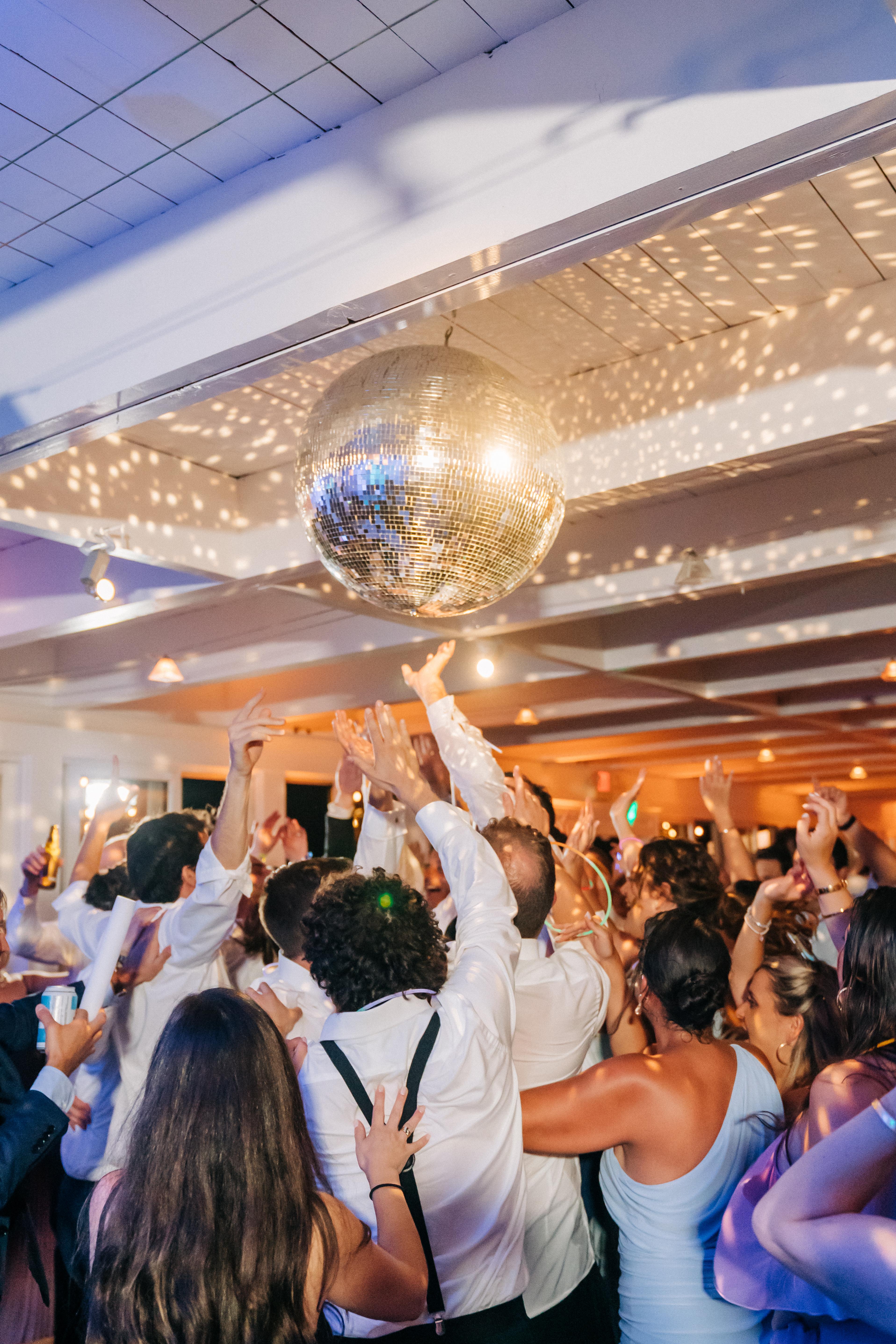 12 Hour Wedding Day in Bridgehampton 16