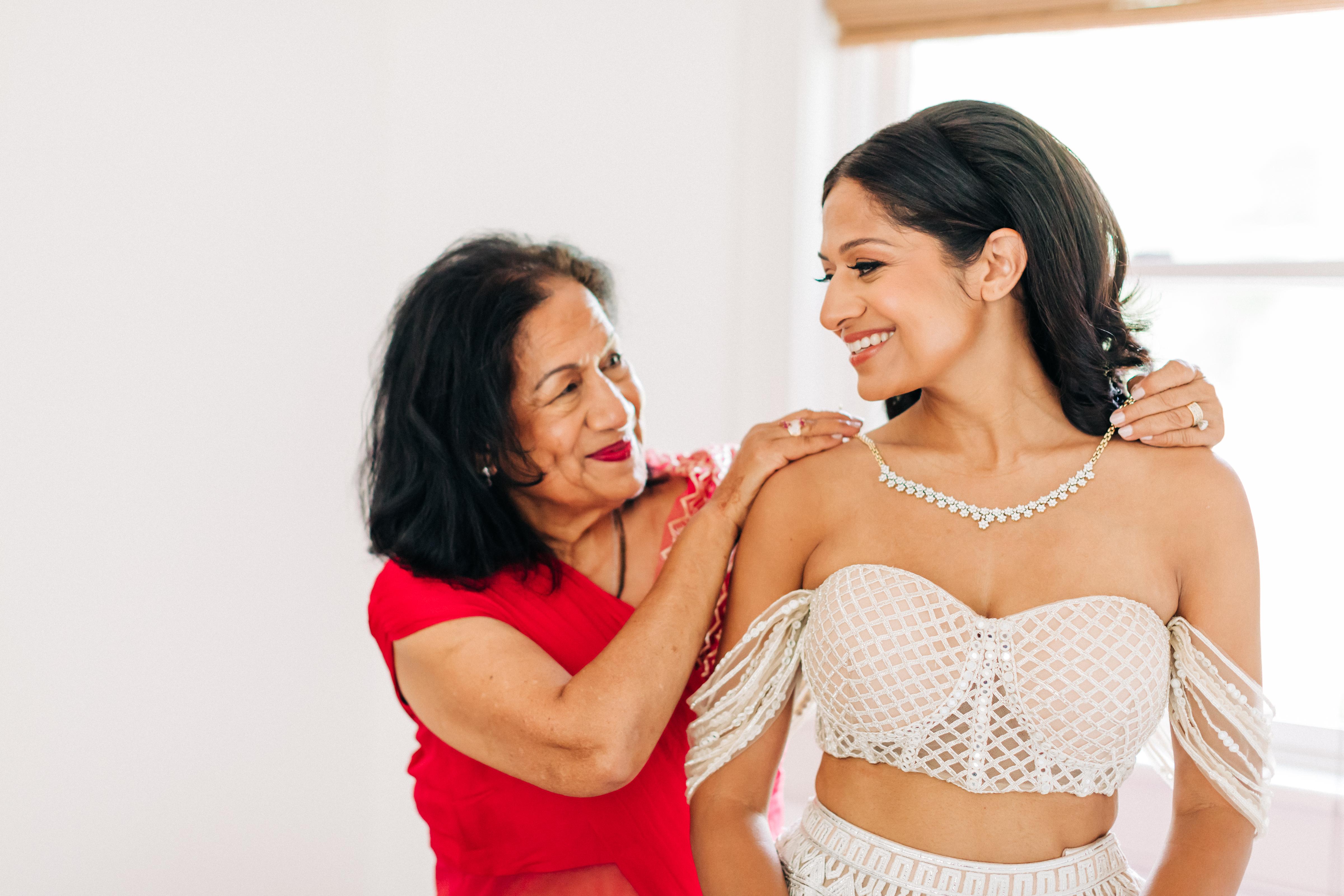 A Modern Spring Wedding at The Parrish Art Museum photo 2