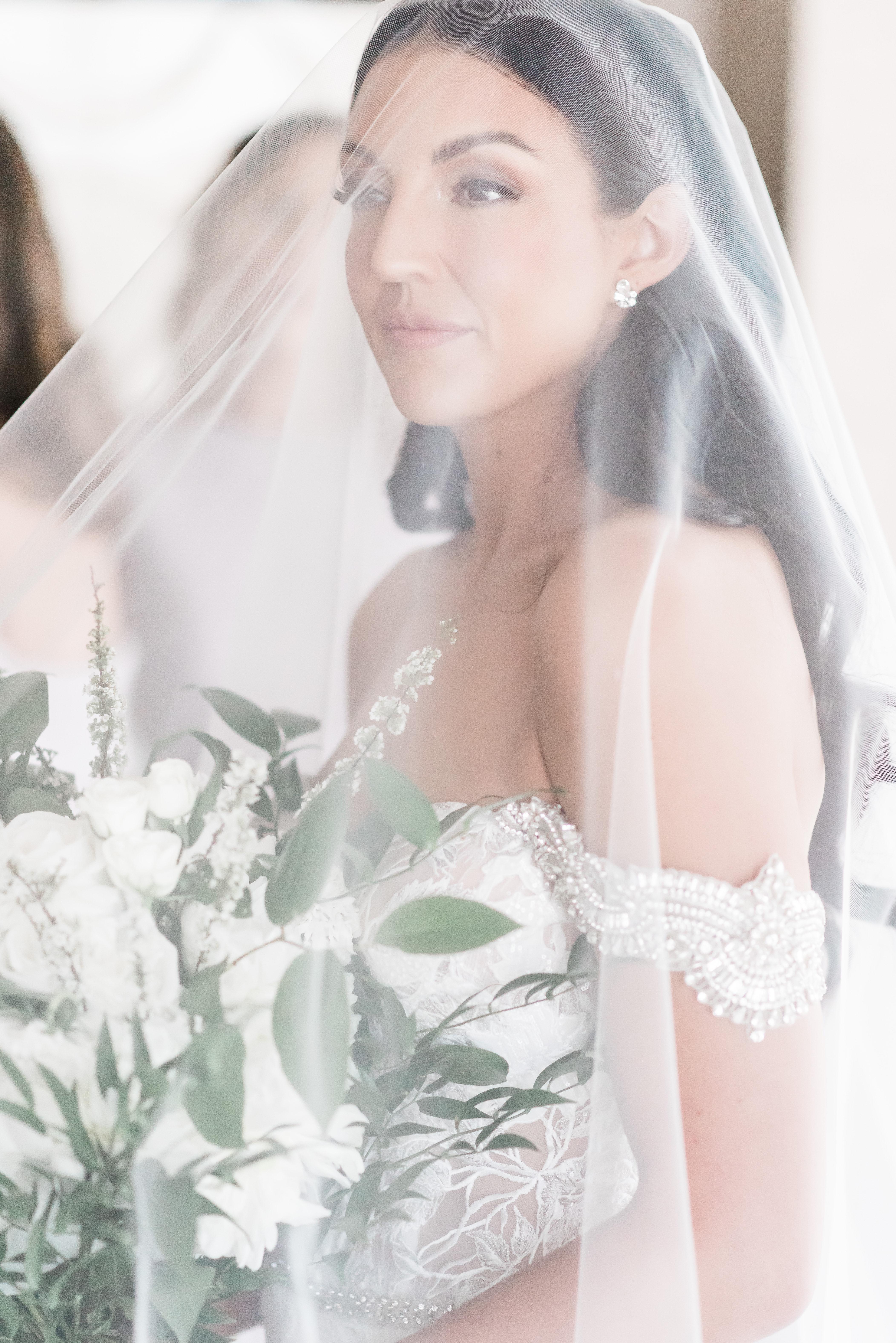 A Glamorous Wedding at Las Vegas Country Club photo 3