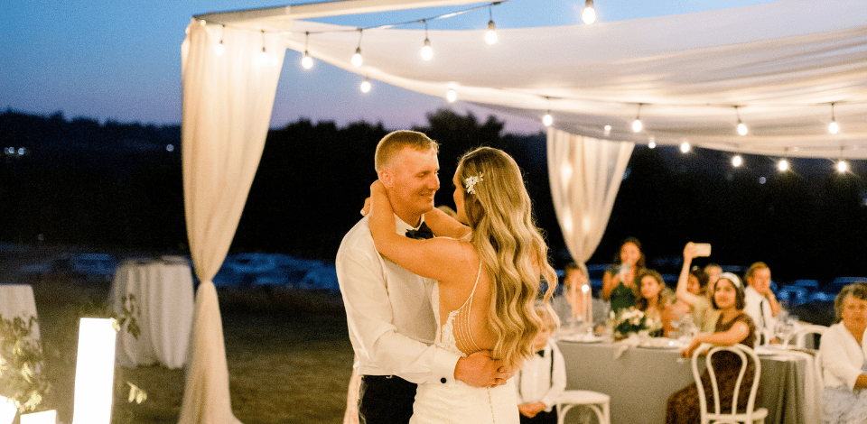 What to Rent vs. What to Buy For Your Wedding Day