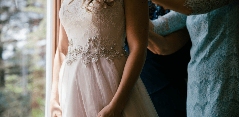 6 Hair and Makeup Mistakes to Avoid on the Big Day