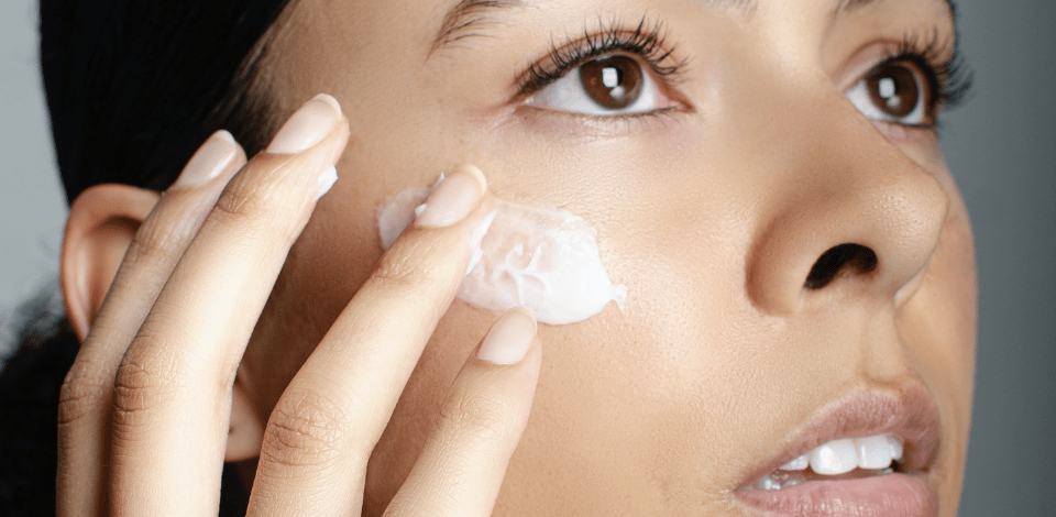 How Coconut Oil Can Actually Help Prepare You for Your Wedding Day