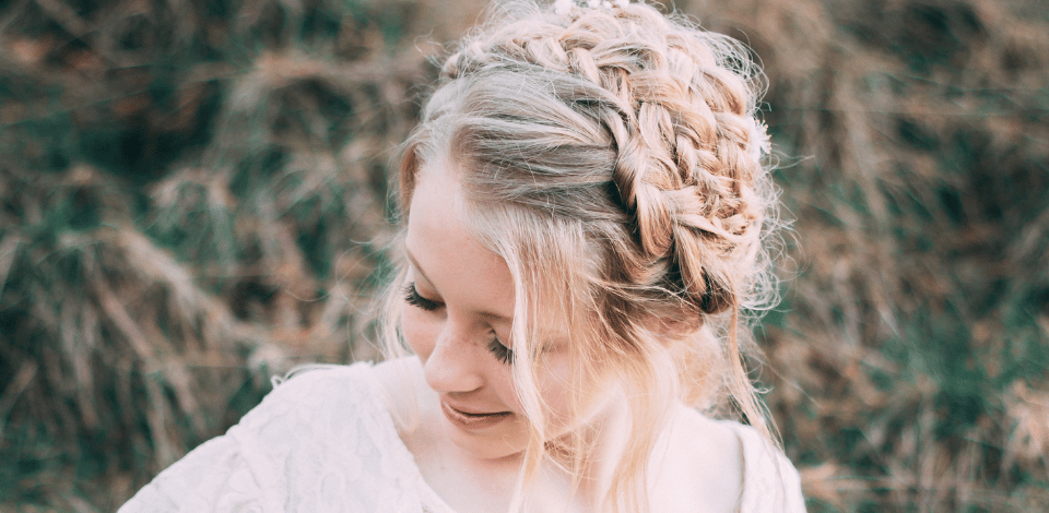 9 Hairstyles Your Bridesmaids Will Love