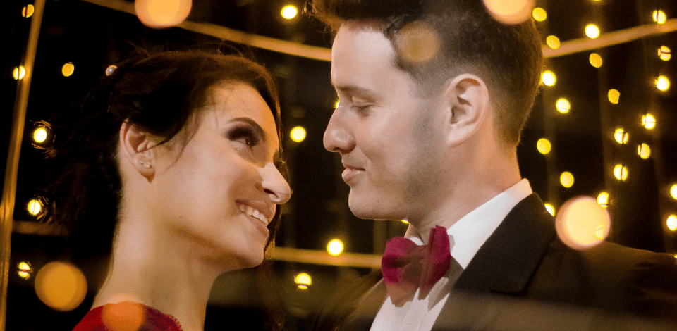 6 Outdated Wedding Guest Rules You Do NOT Have to Follow