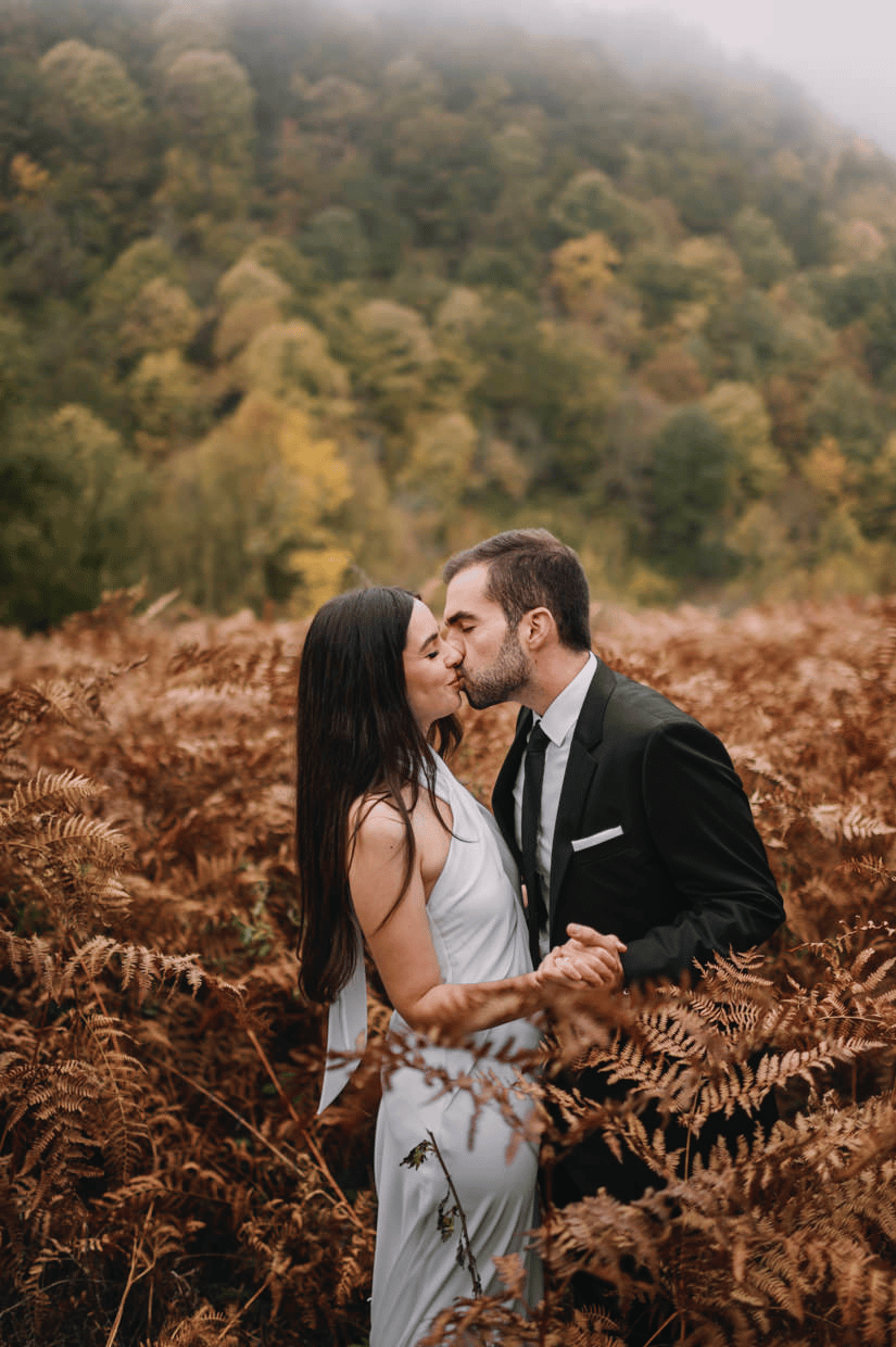 A Romantic Fall Wedding at Wine Art Estate