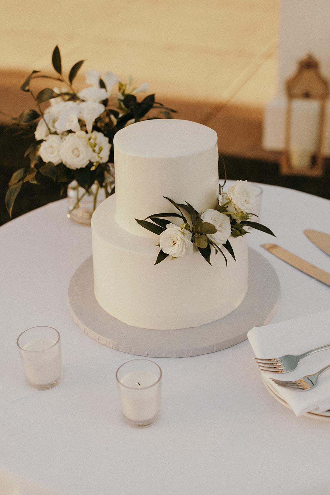 A Glamorous Spring Wedding at Solage Resorts photo 2