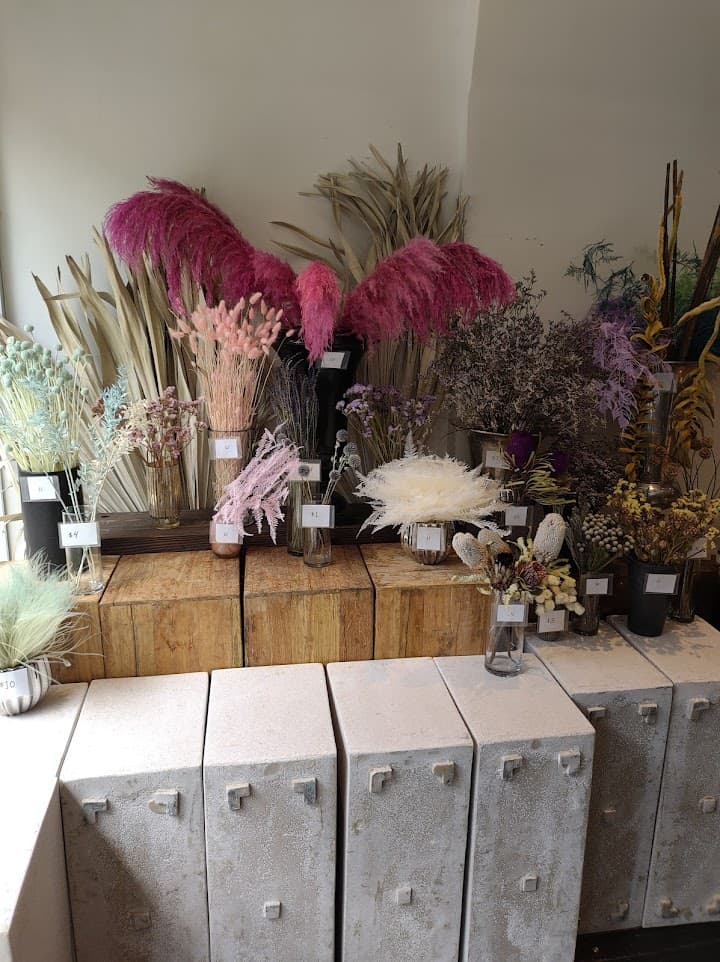 Mimosa Floral Design Studio portfolio 1