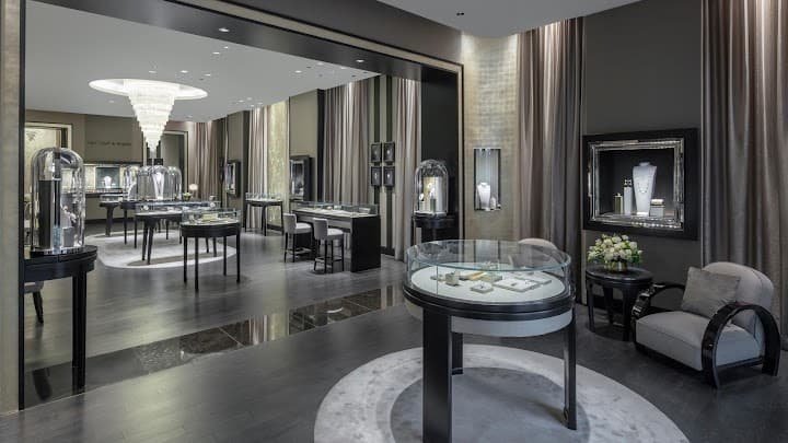 Van Cleef & Arpels portfolio 4