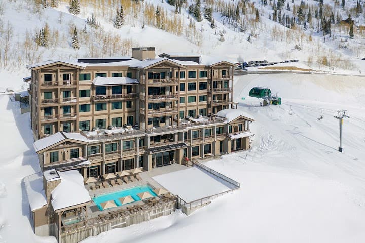 Snowpine Lodge portfolio 2
