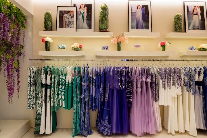 Tadashi Shoji portfolio 1