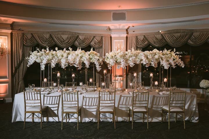 Pedestals Floral Decorators portfolio 4
