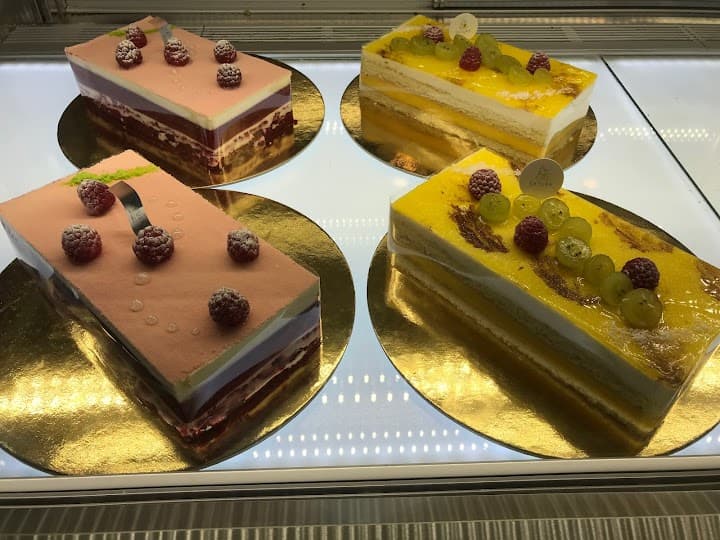 Satura Cakes portfolio 5