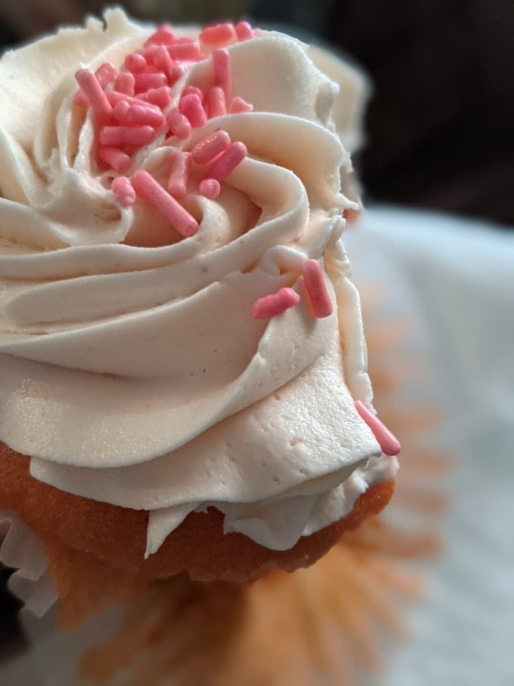 Couture Cakes of Greenville portfolio 1
