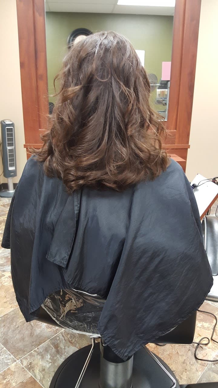 Salon Capri