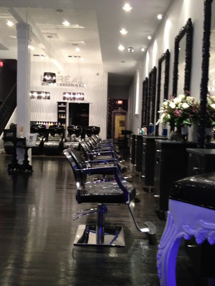 Vanity Salon