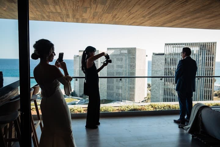 Fabi Rosas Los Cabos Wedding Photographer portfolio 2