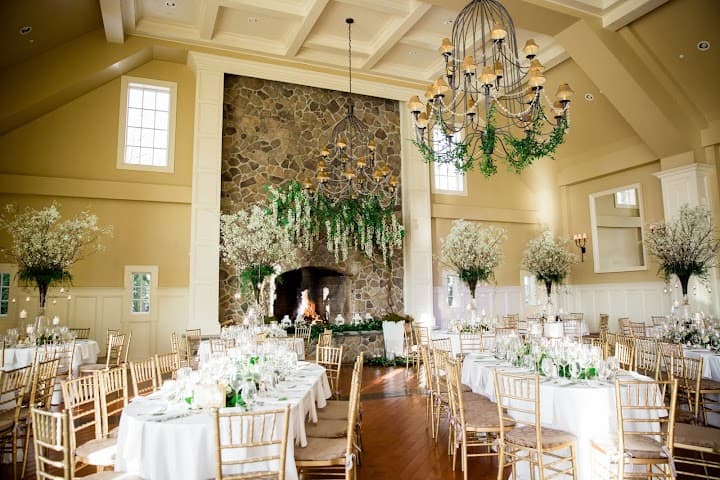 VISIONS Events Flowers Decor portfolio 3