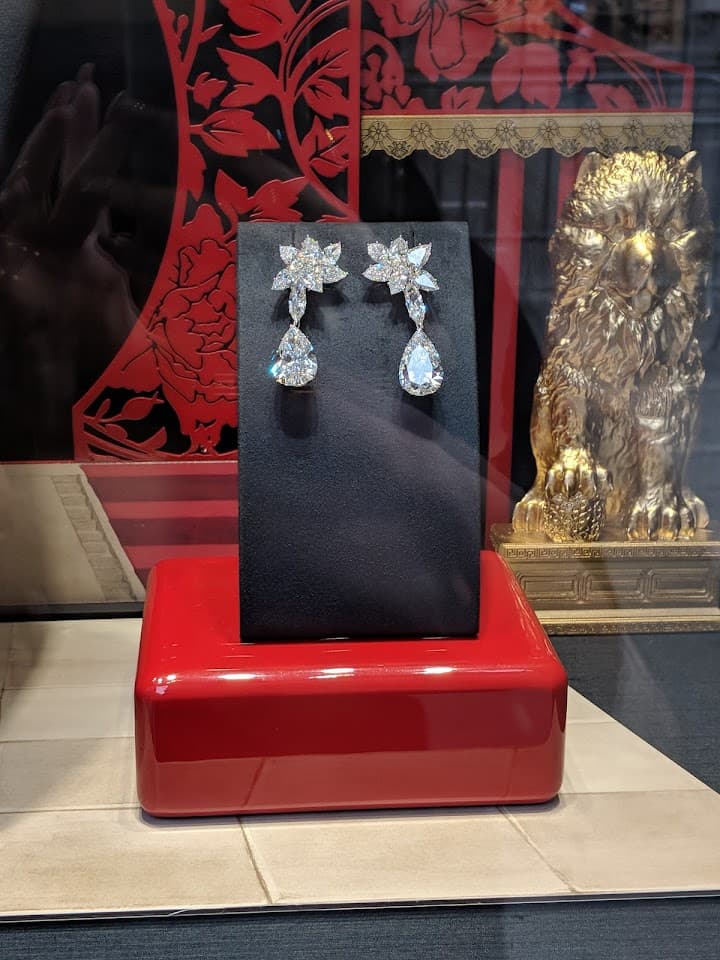 Harry Winston portfolio 3