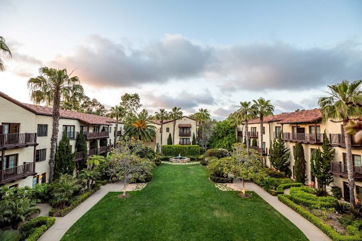 Estancia La Jolla Hotel & Spa