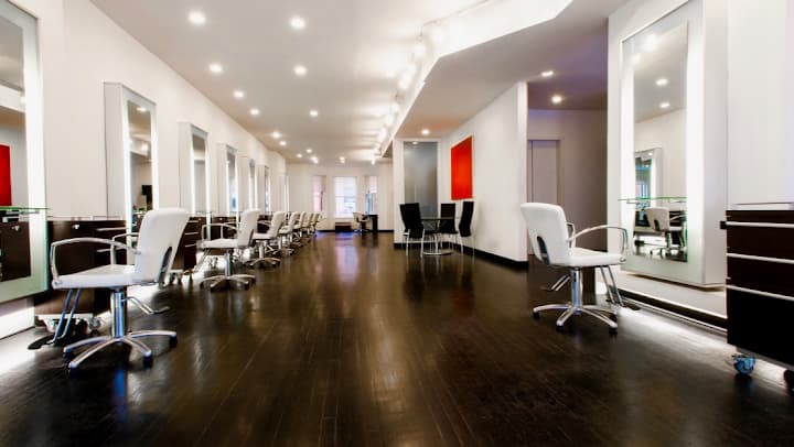 Will Charles Salon
