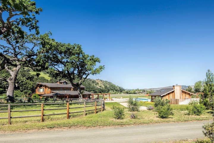 Lavender Oak Vineyard portfolio 1