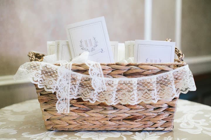 Jessica Leigh Paperie portfolio 3