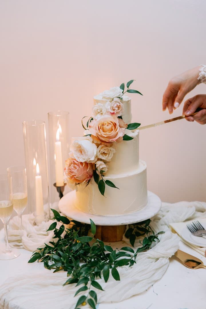 Hallmark Cakes