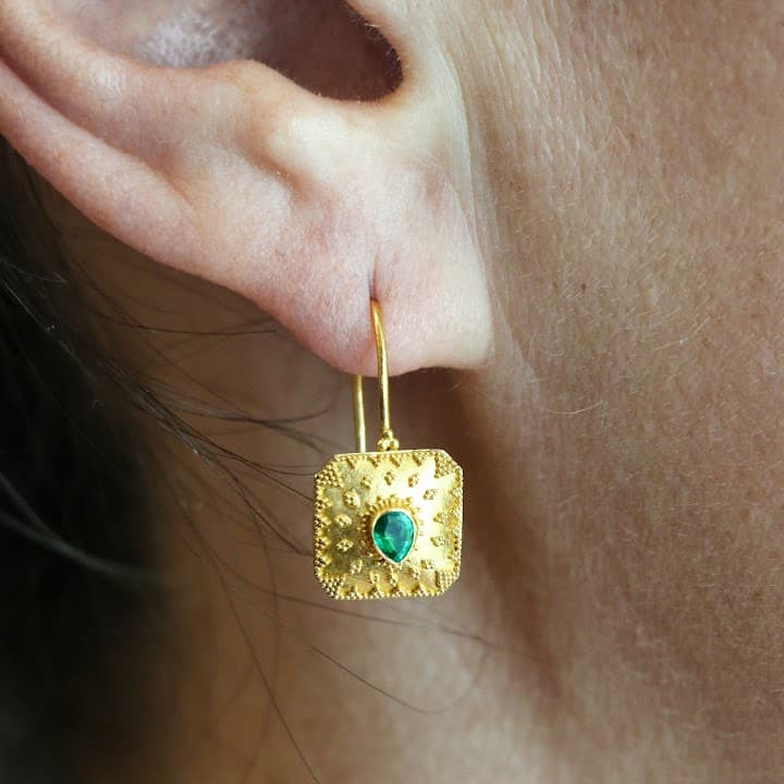 Lisa Esztergalyos Jeweler portfolio 4