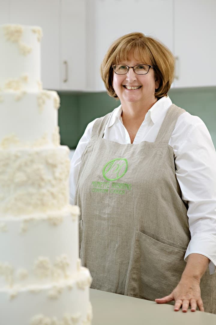 Minette Rushing Custom Cakes