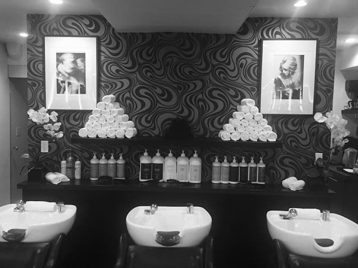 VAL MORE SALON portfolio 4