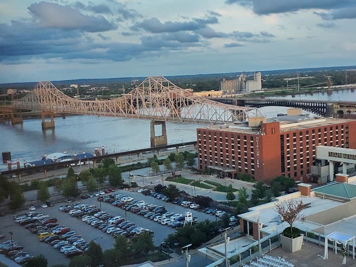 Four Seasons Hotel St. Louis portfolio 5