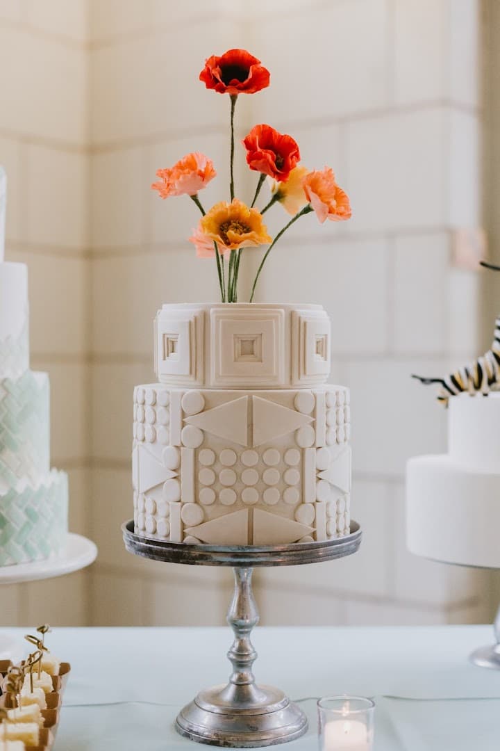 Sarah & Simon Cake Design portfolio 4
