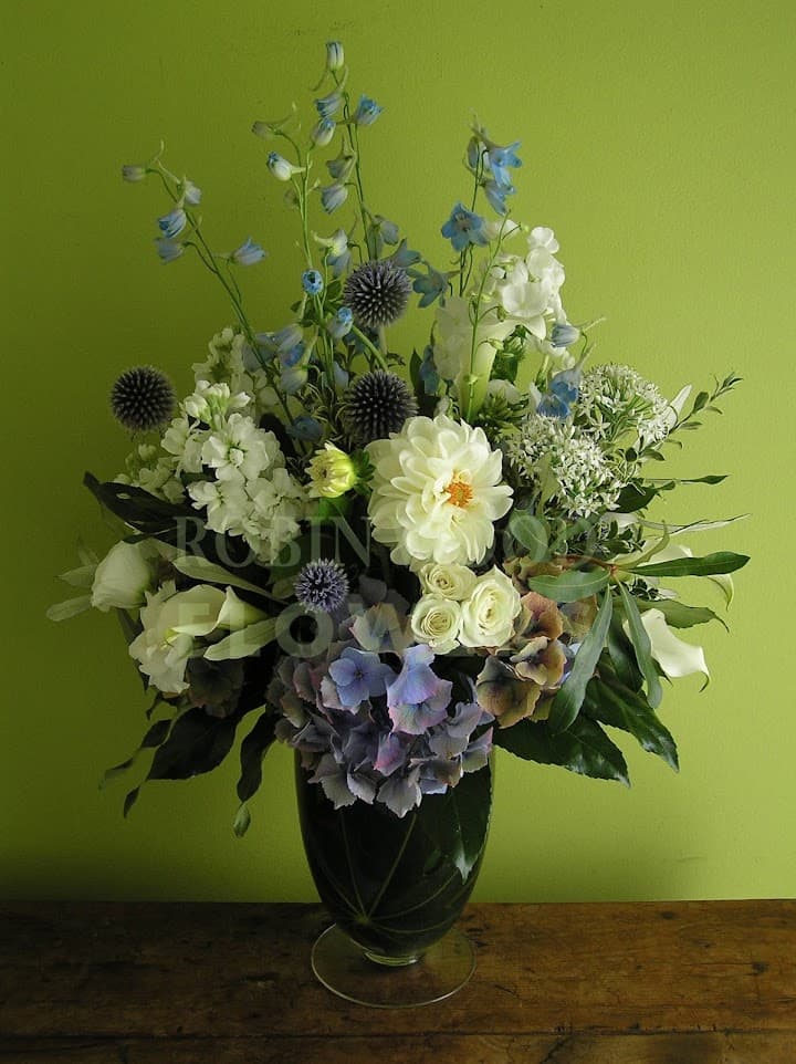 Robin Wood Flowers portfolio 1