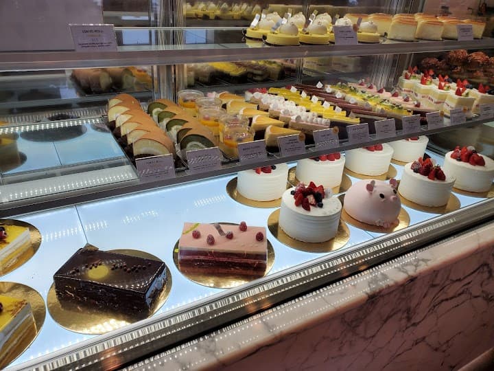 Satura Cakes portfolio 3