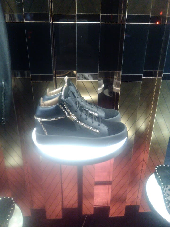 Giuseppe Zanotti Design portfolio 1