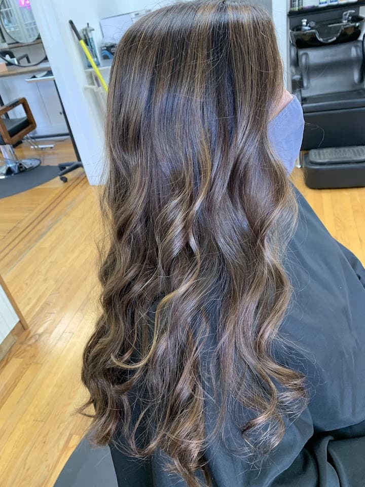 Main Roots Salon & Blow Dry Bar portfolio 2