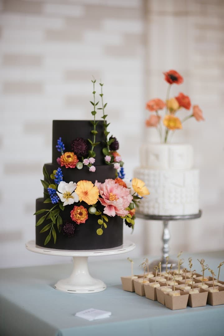 Sarah & Simon Cake Design portfolio 3