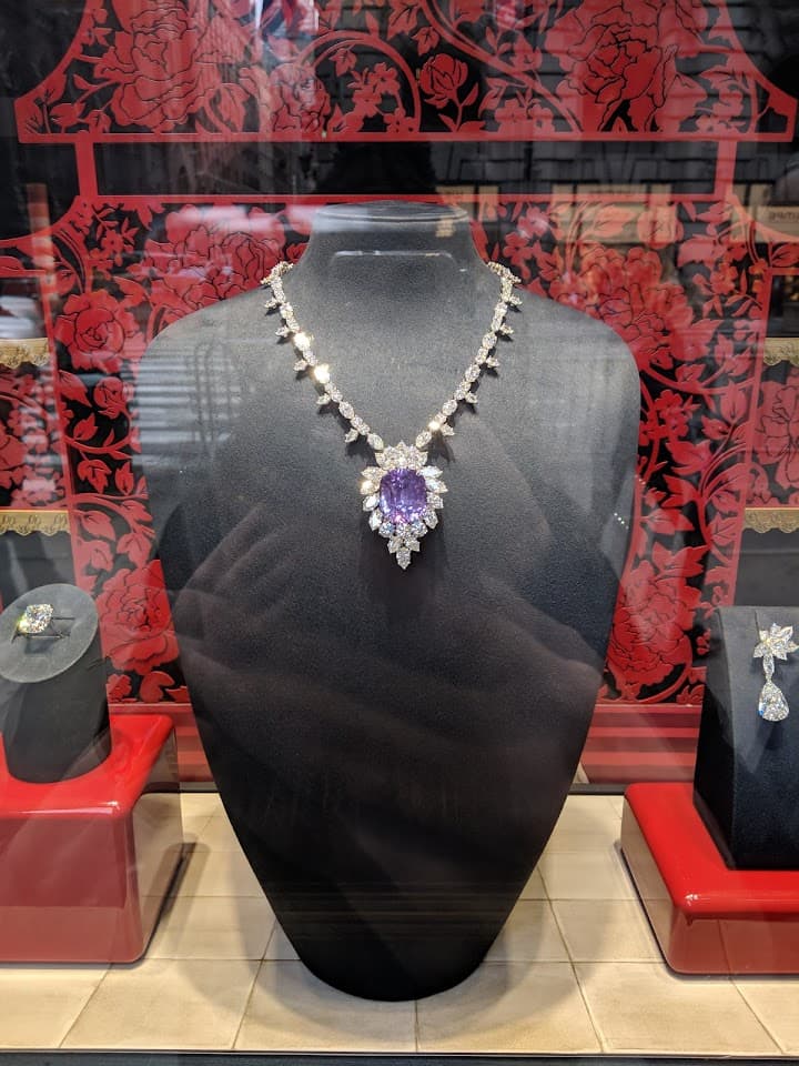 Harry Winston portfolio 4