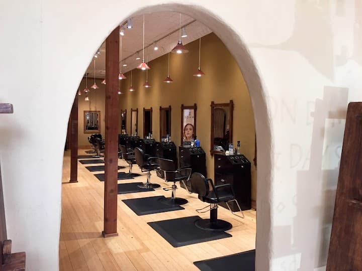 Salon Di Marco & Day Spa portfolio 3