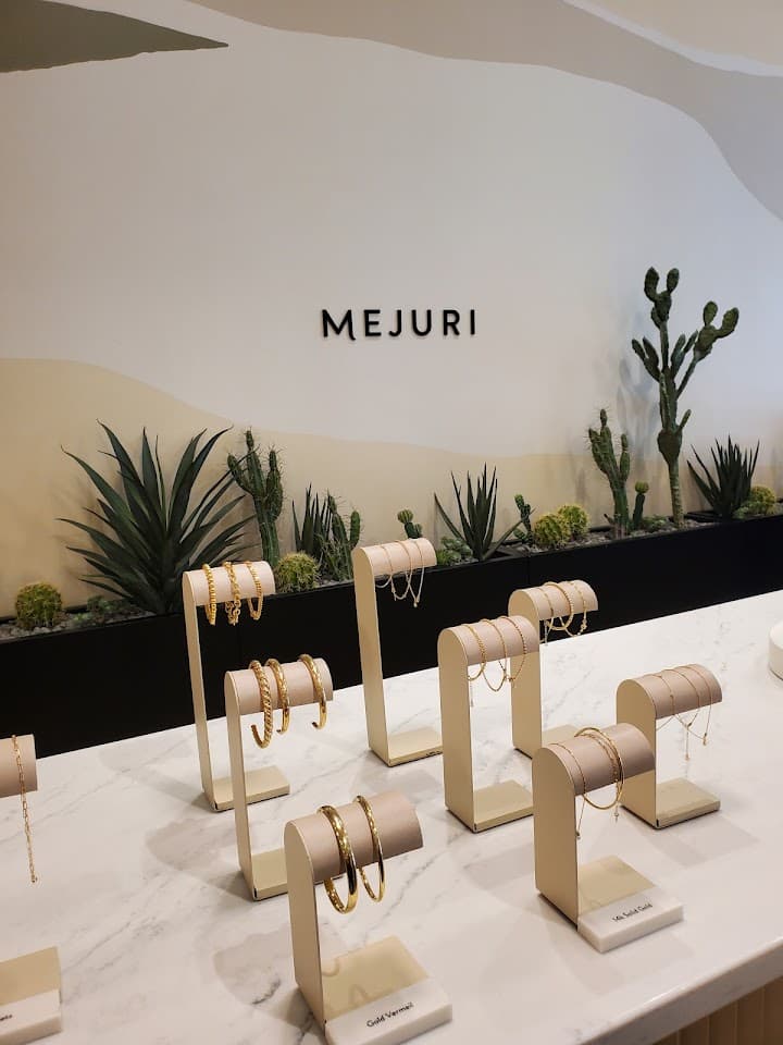 Mejuri portfolio 3