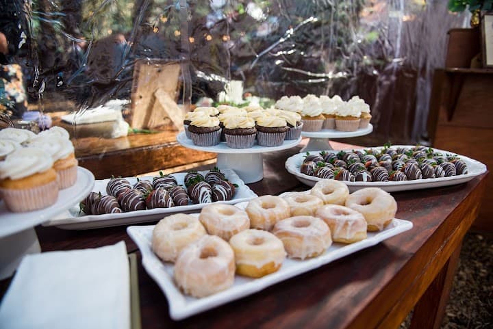 Lake Tahoe Cakes portfolio 5