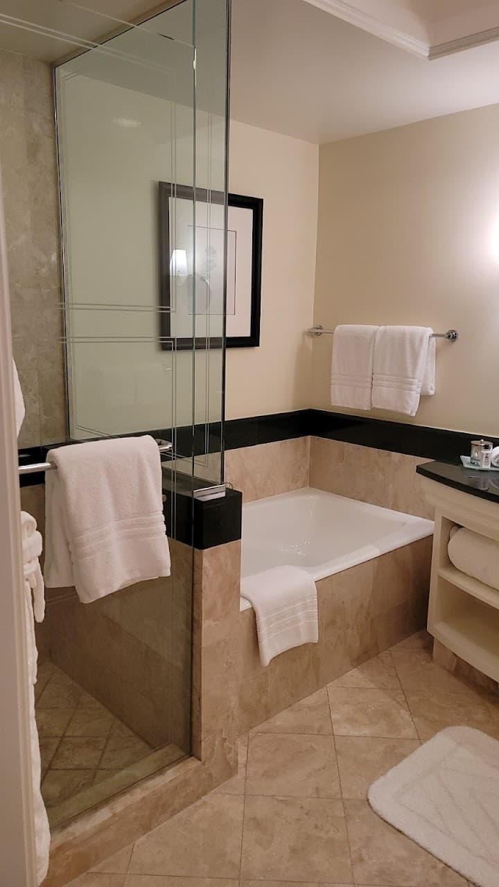 Four Seasons Hotel Miami portfolio 3