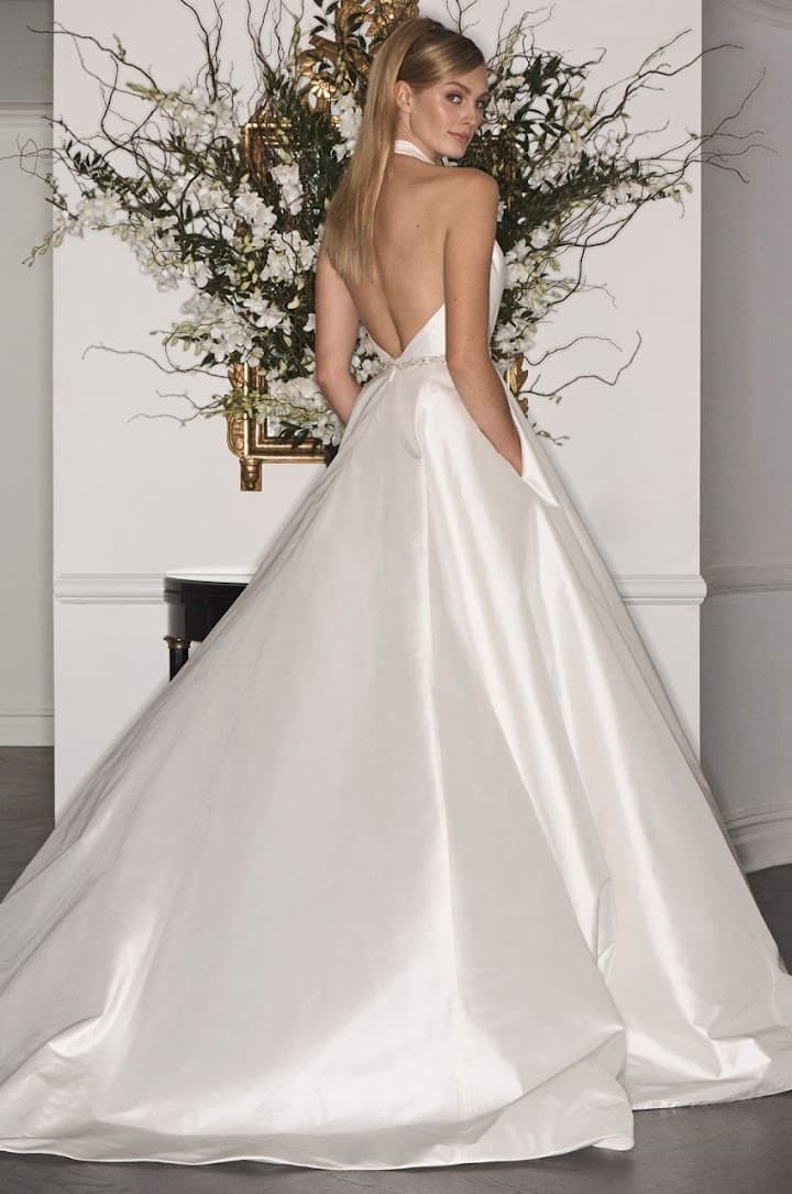 Mia Bridal Couture portfolio 3