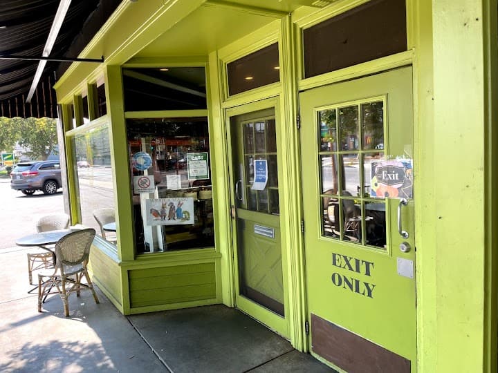 Freeport Bakery