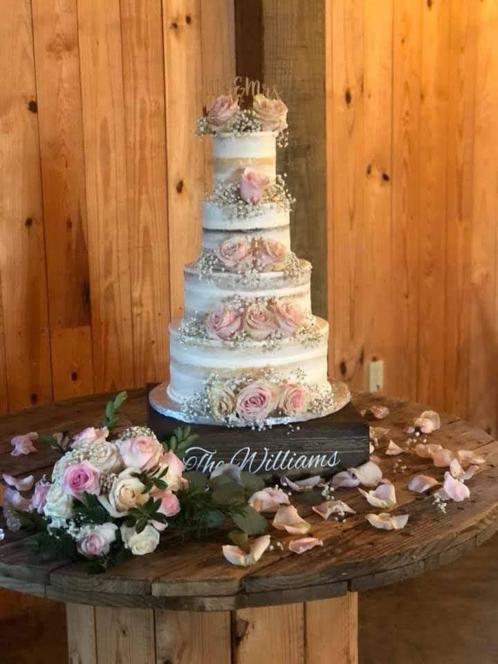 THE ROYAL CAKERY portfolio 1