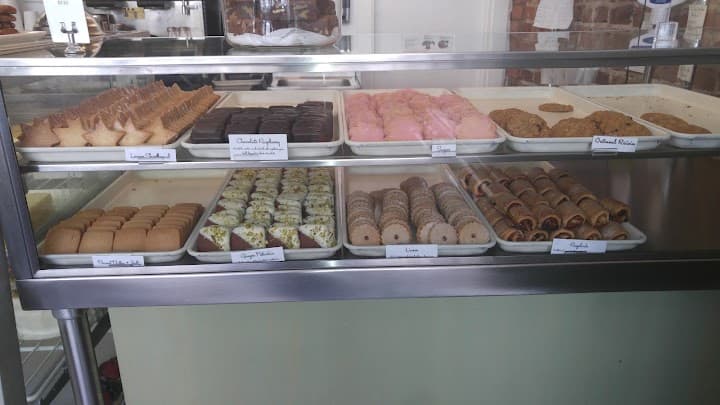 Betty Bakery portfolio 5