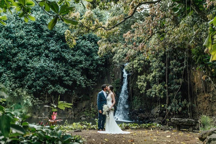 Modern Elopement portfolio 1